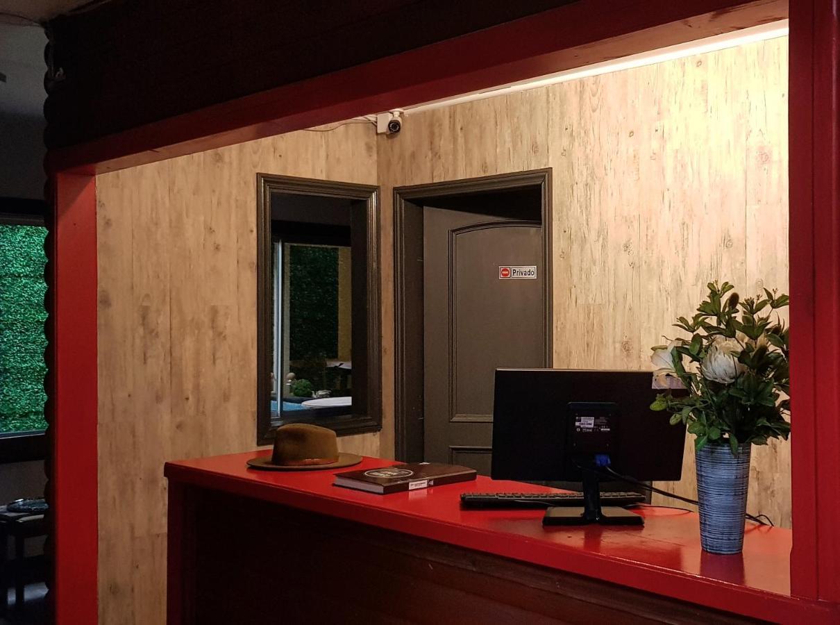 Hostal Centro Montt Temuco Luaran gambar